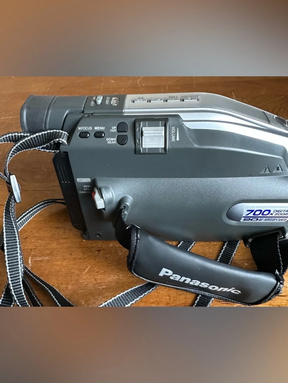 Panasonic PV-L353D VHS-C Tape 700x Digital Zoom Palmcorder Camcorder Recorder